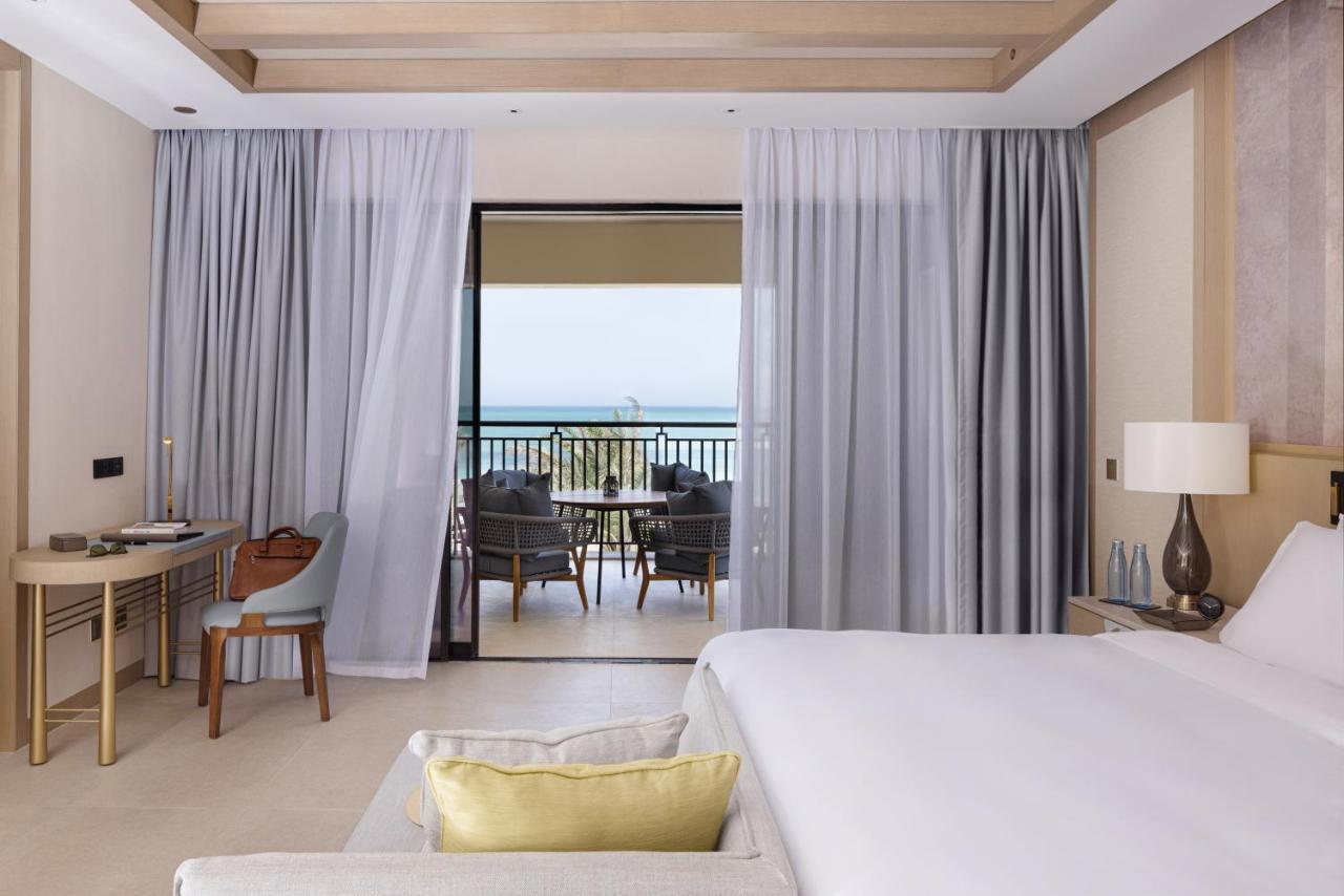 Jumeirah Gulf of Bahrain Resort&Spa Manama Exterior foto Deluxe Ocean View Room