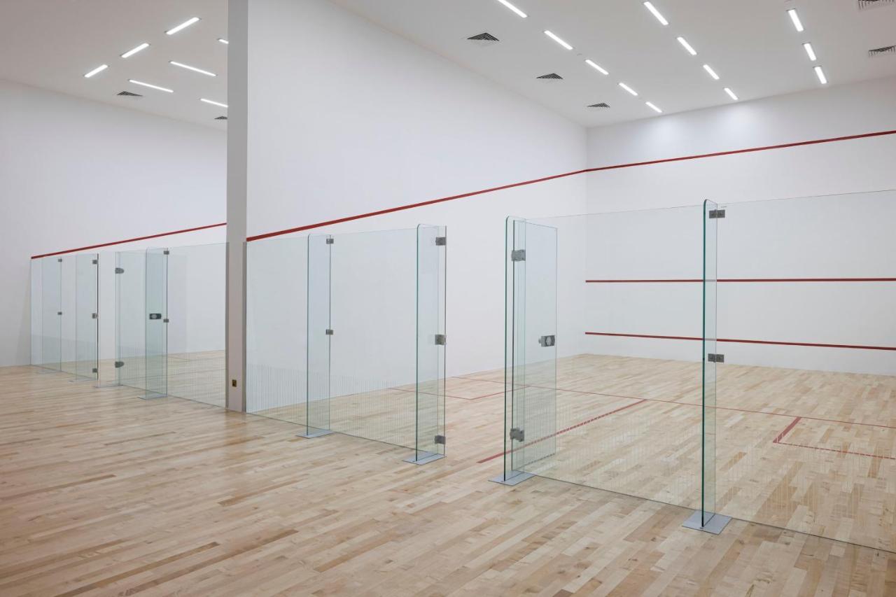 Jumeirah Gulf of Bahrain Resort&Spa Manama Exterior foto Squash courts at the University of Cambridge